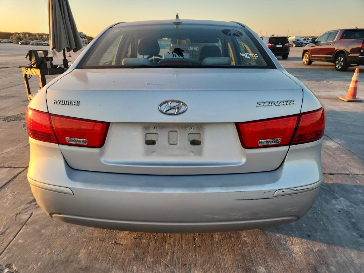 2010 HYUNDAI SONATA