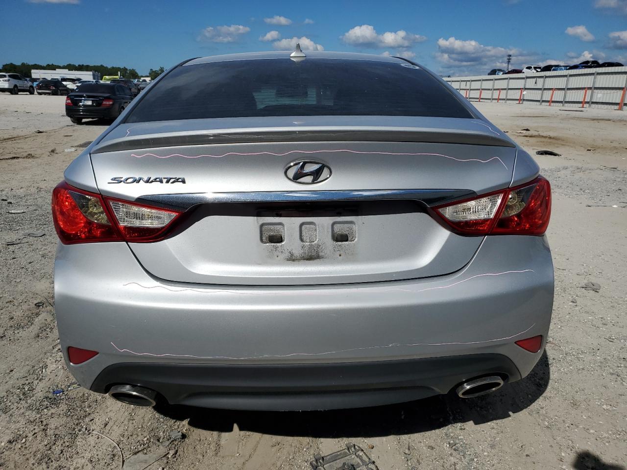 2014 HYUNDAI SONATA