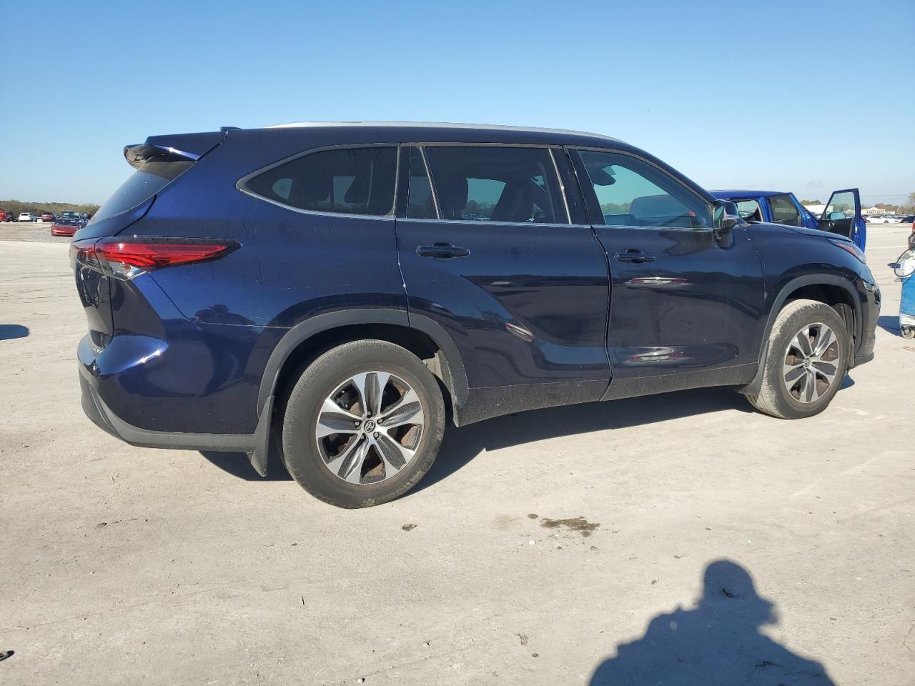2022 TOYOTA HIGHLANDER