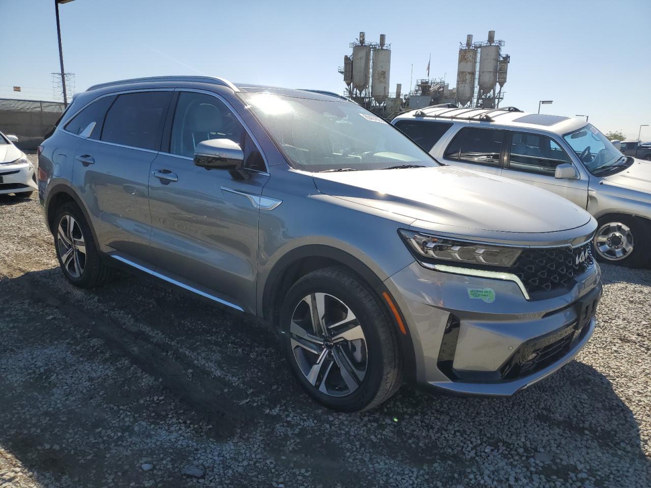 2023 KIA SORENTO