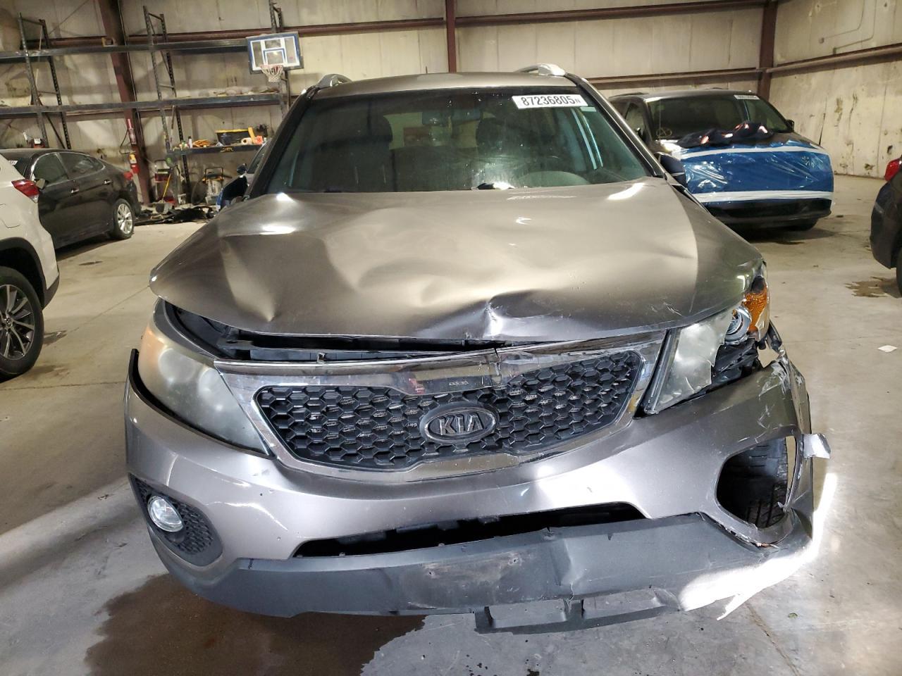 2011 KIA SORENTO