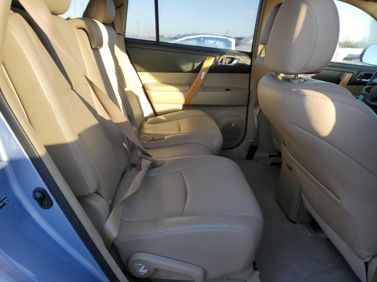 2009 TOYOTA HIGHLANDER