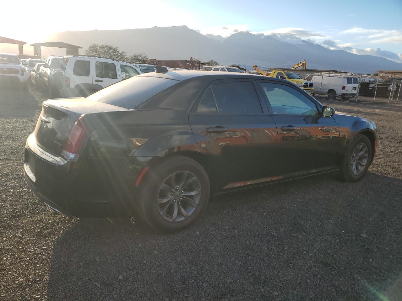 2019 CHRYSLER 300