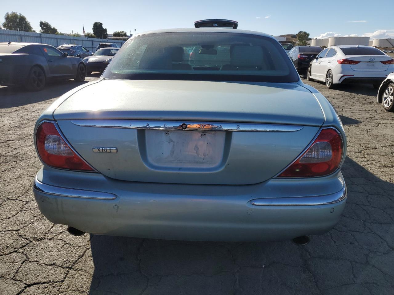 2006 JAGUAR Xj-Series