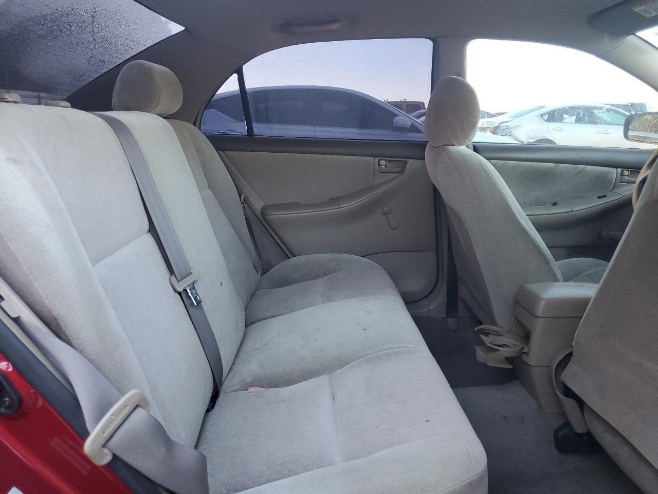 2004 TOYOTA COROLLA