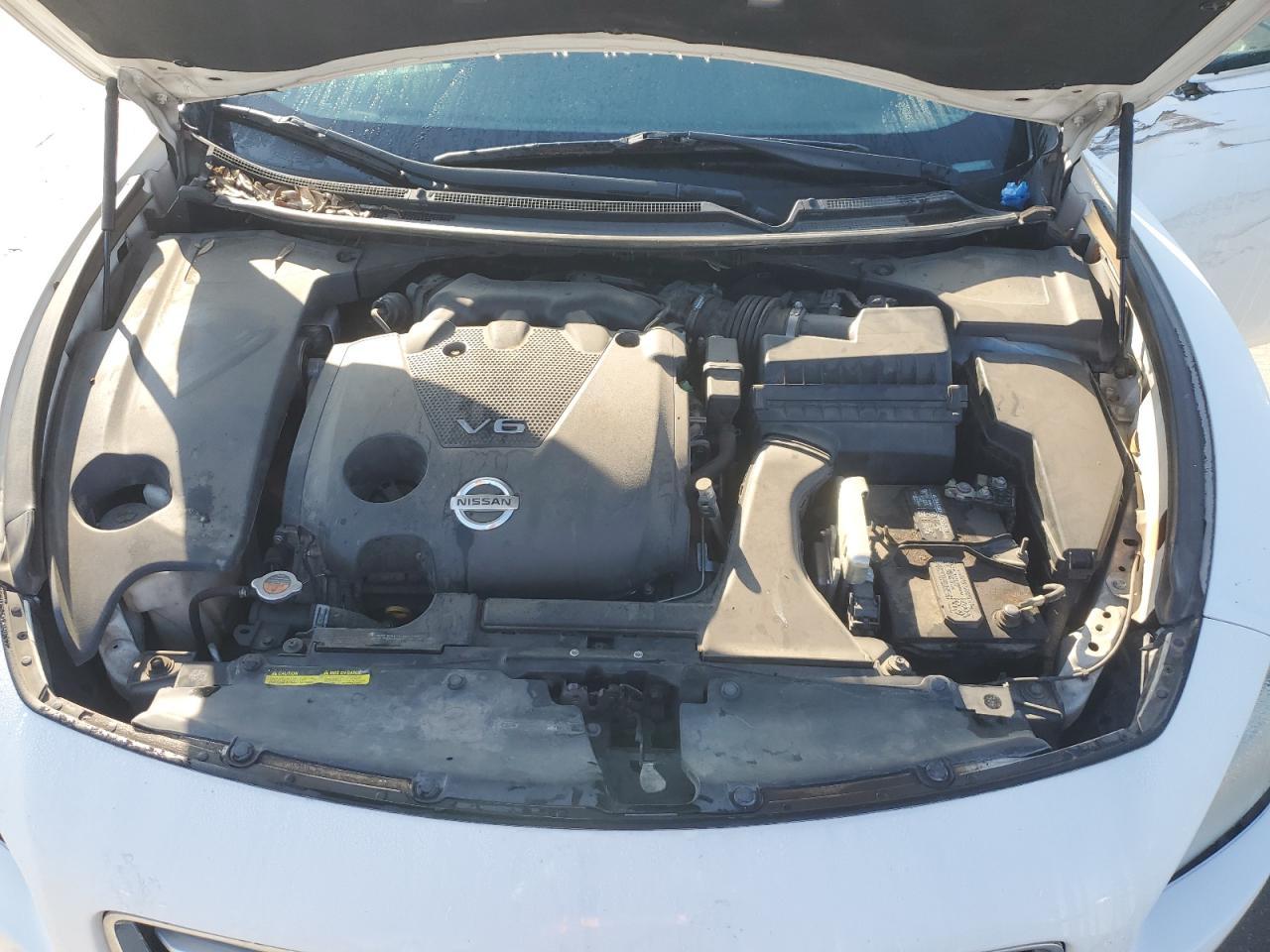2014 NISSAN Maxima