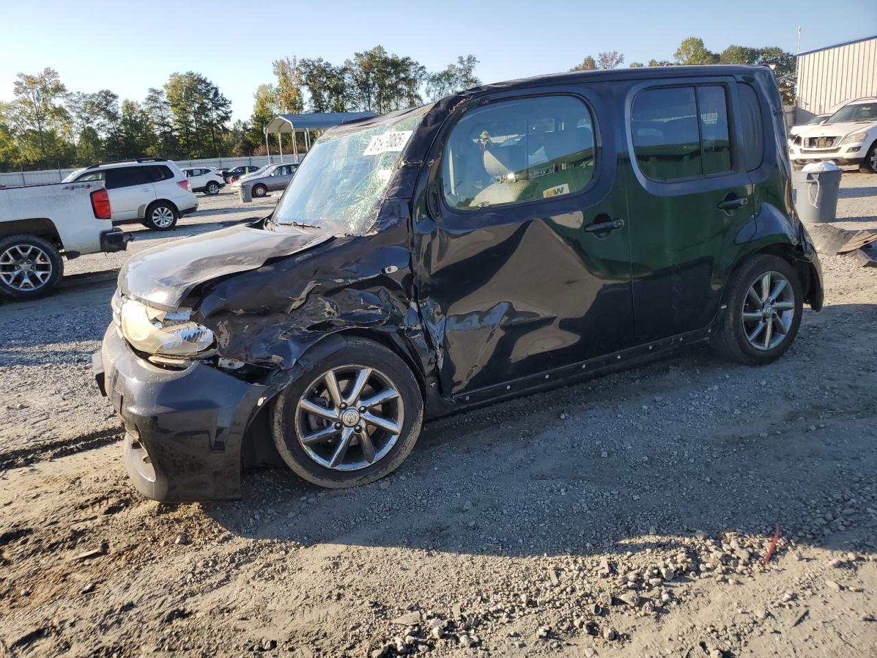 2011 NISSAN CUBE