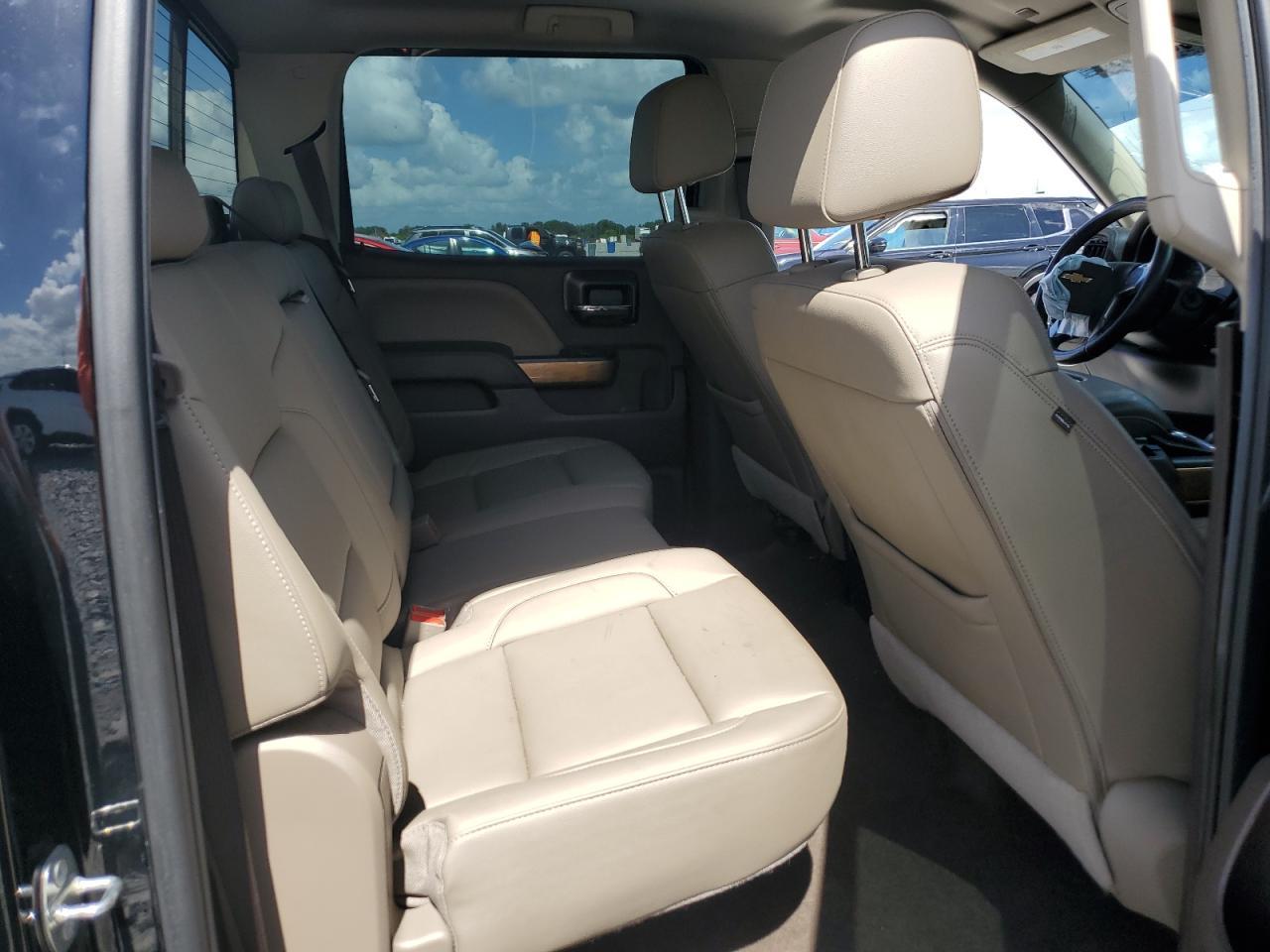 2018 CHEVROLET Silverado