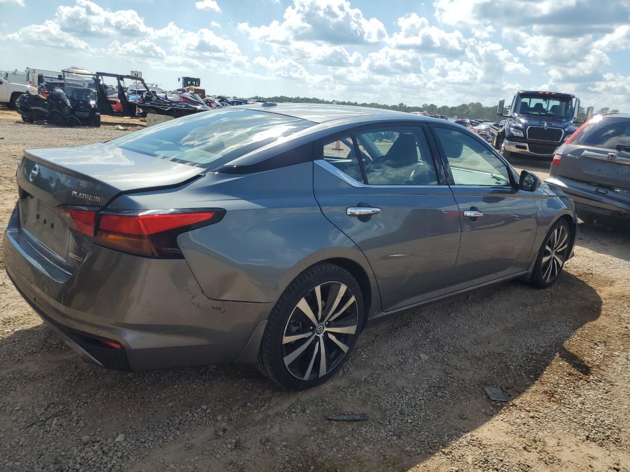 2020 NISSAN ALTIMA