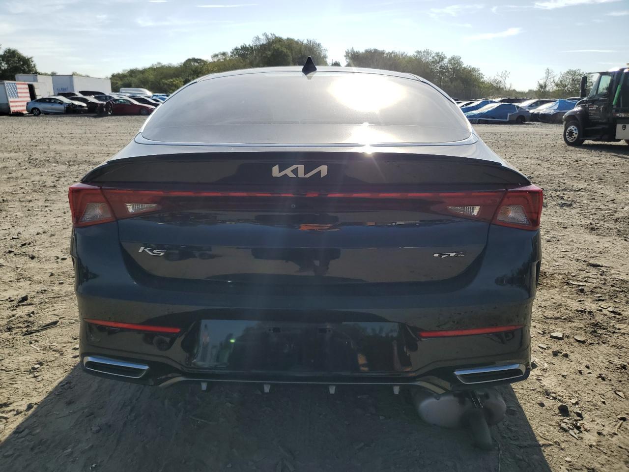 2022 KIA K5