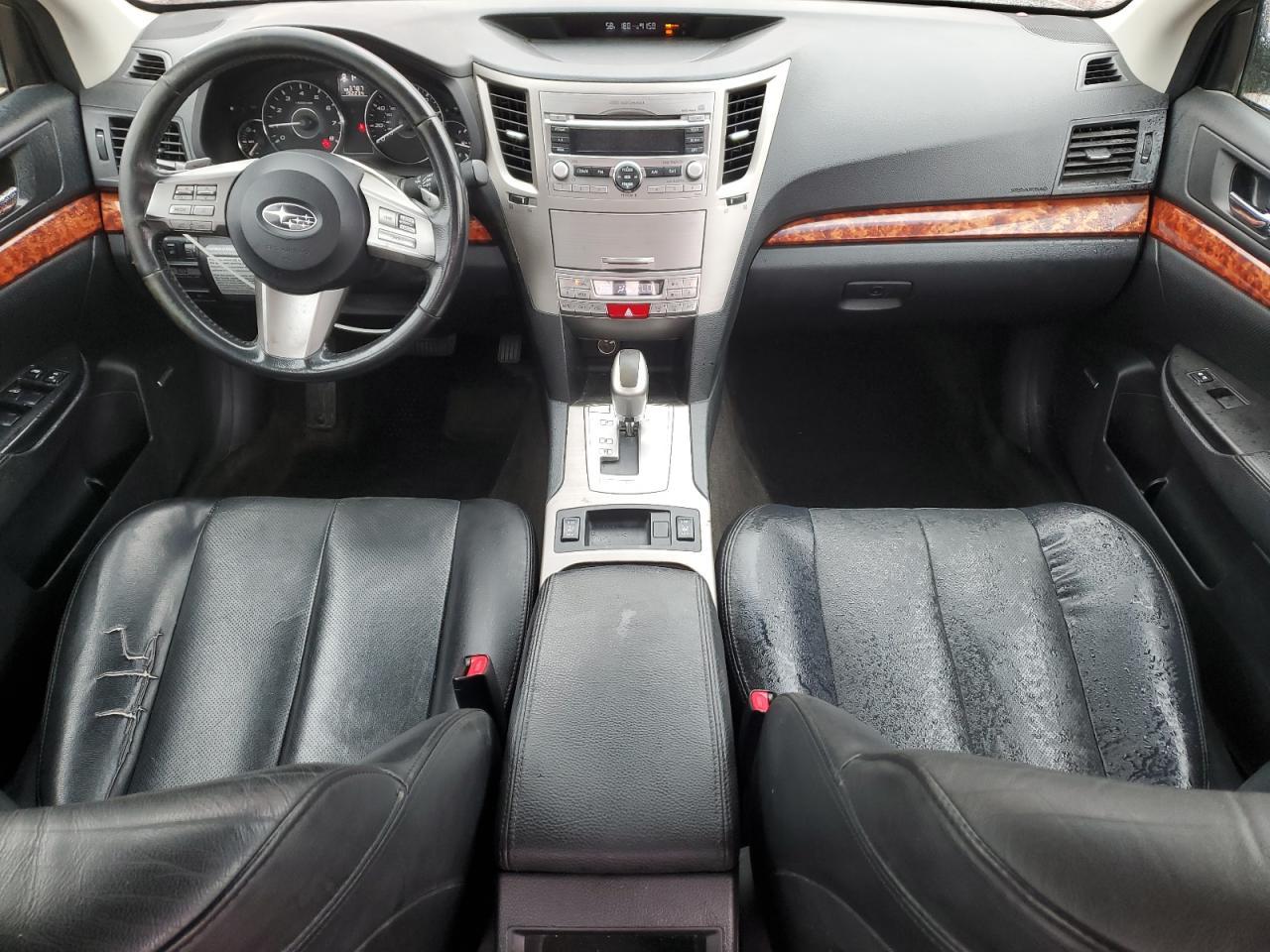 2011 SUBARU Legacy