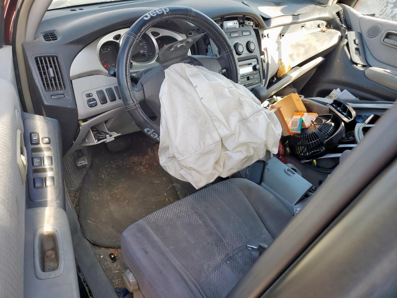 2005 TOYOTA HIGHLANDER