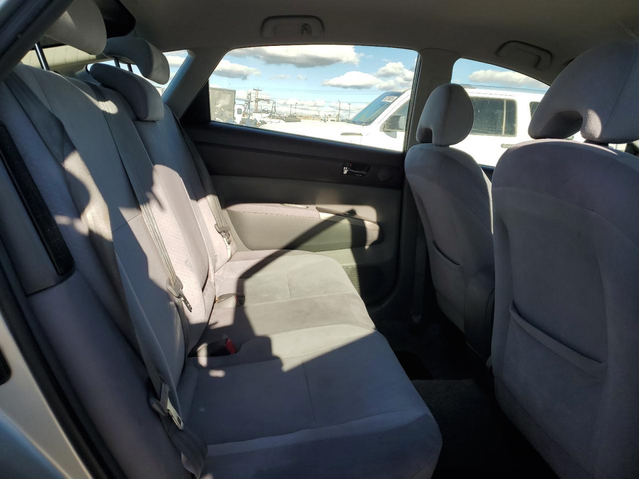 2004 TOYOTA PRIUS