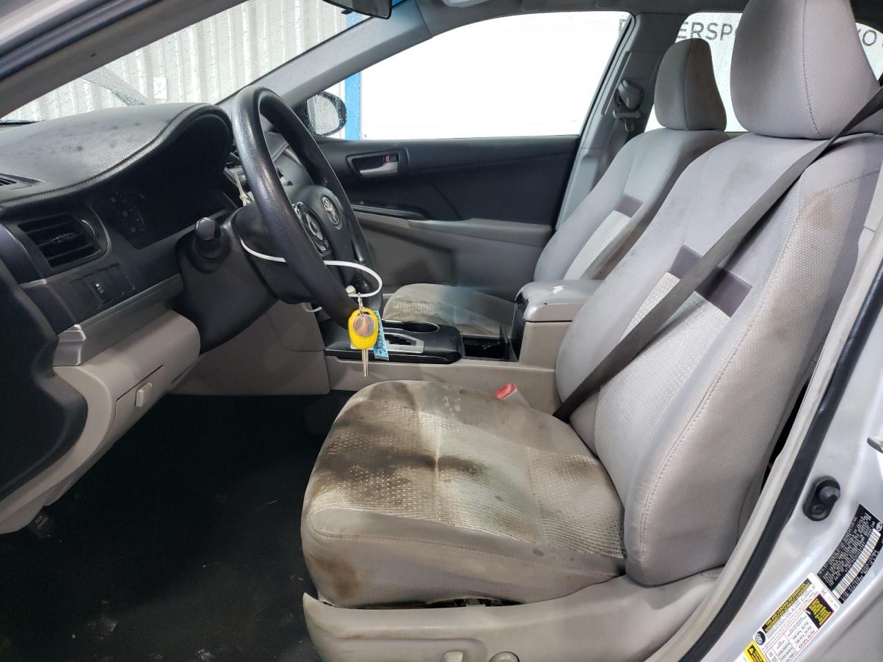2014 TOYOTA CAMRY