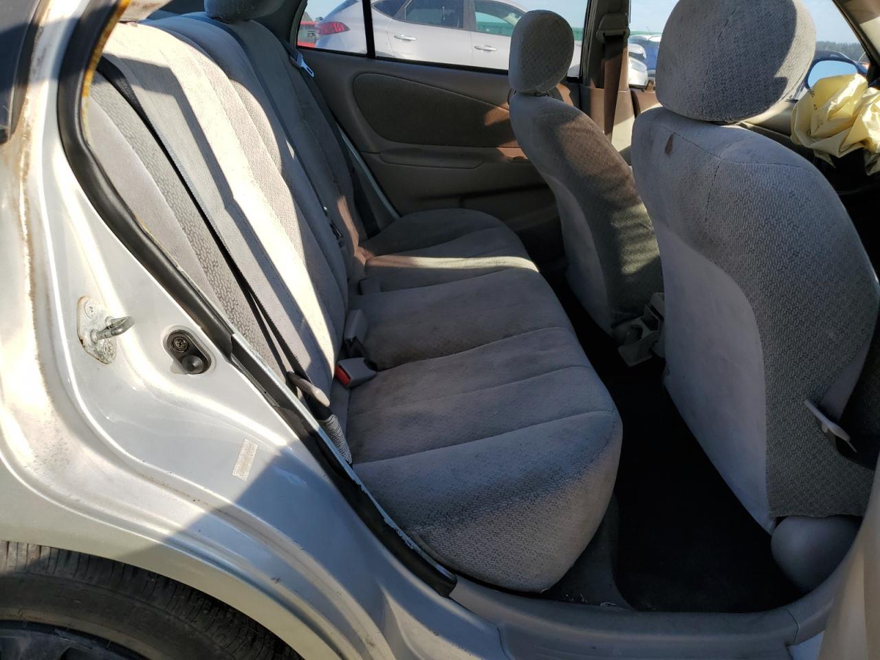 2000 TOYOTA COROLLA