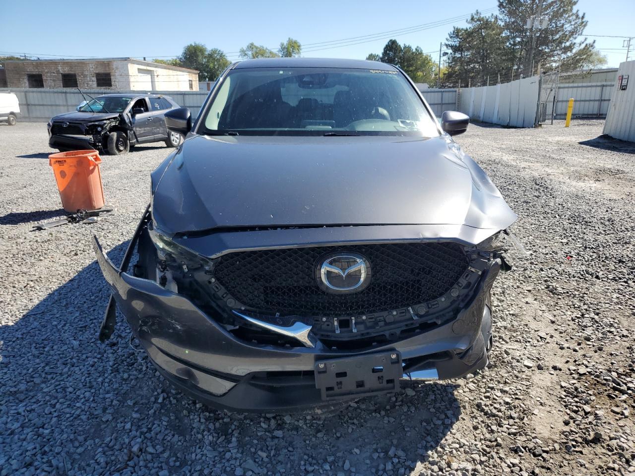 2017 MAZDA CX-5