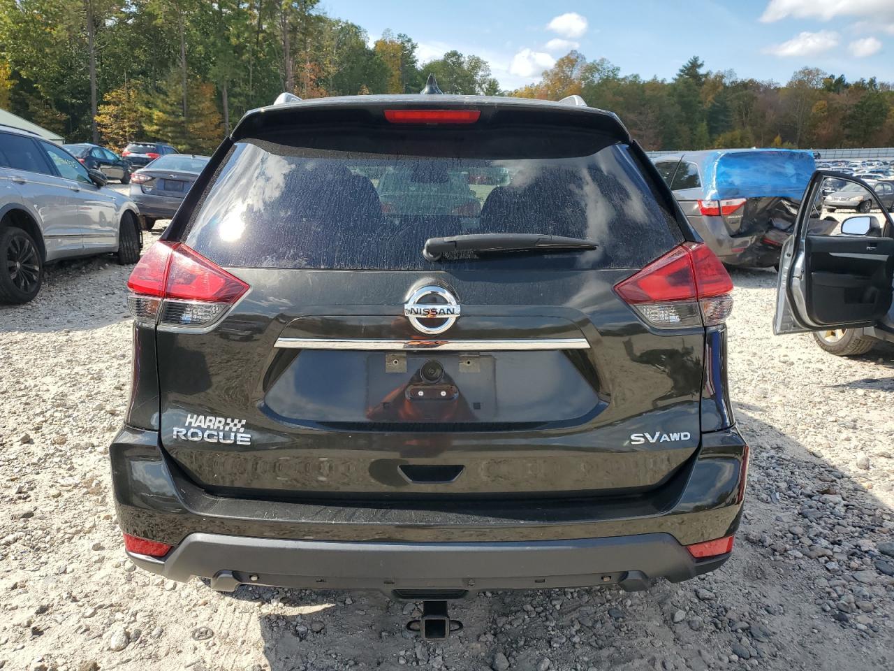 2017 NISSAN ROGUE