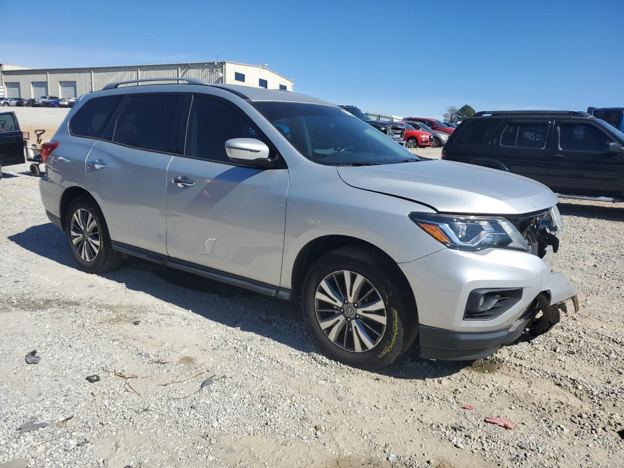 2019 NISSAN PATHFINDER