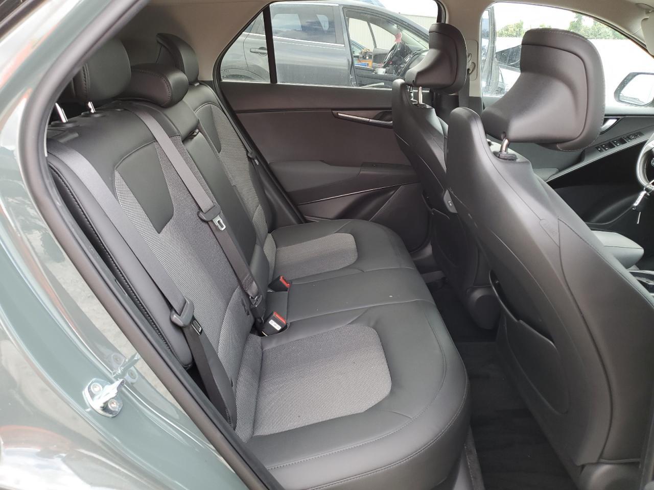 2023 KIA Niro
