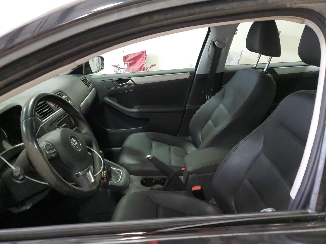 2012 VOLKSWAGEN JETTA
