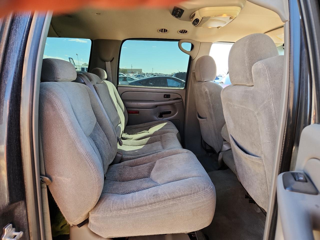 2005 CHEVROLET Suburban