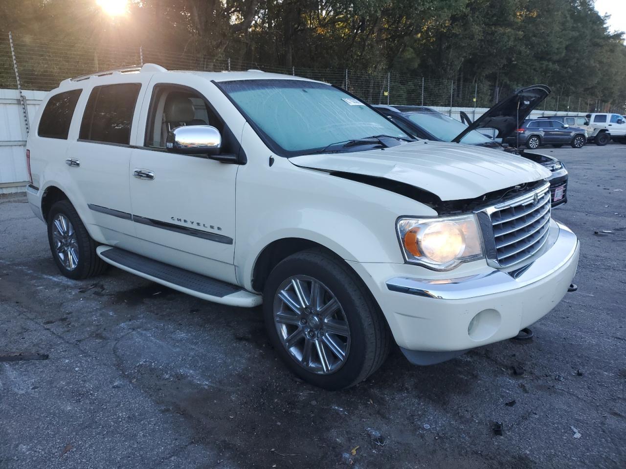 2008 CHRYSLER Aspen