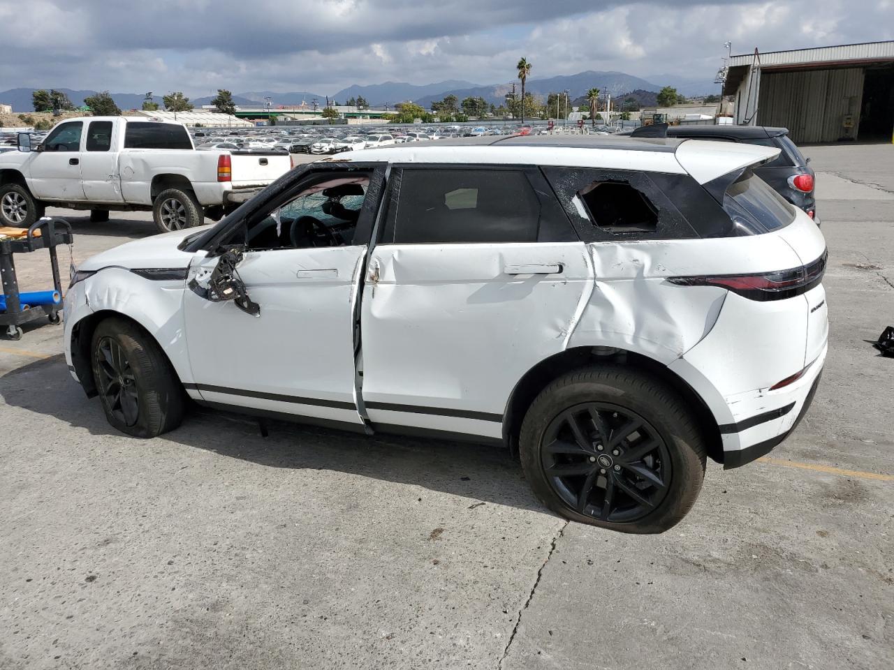 2024 LAND ROVER RANGE ROVER EVOQUE