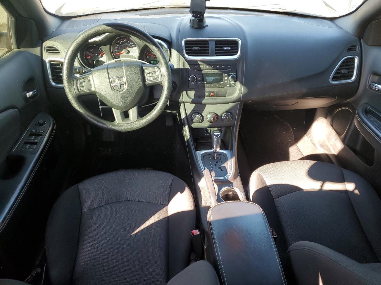 2014 DODGE Avenger