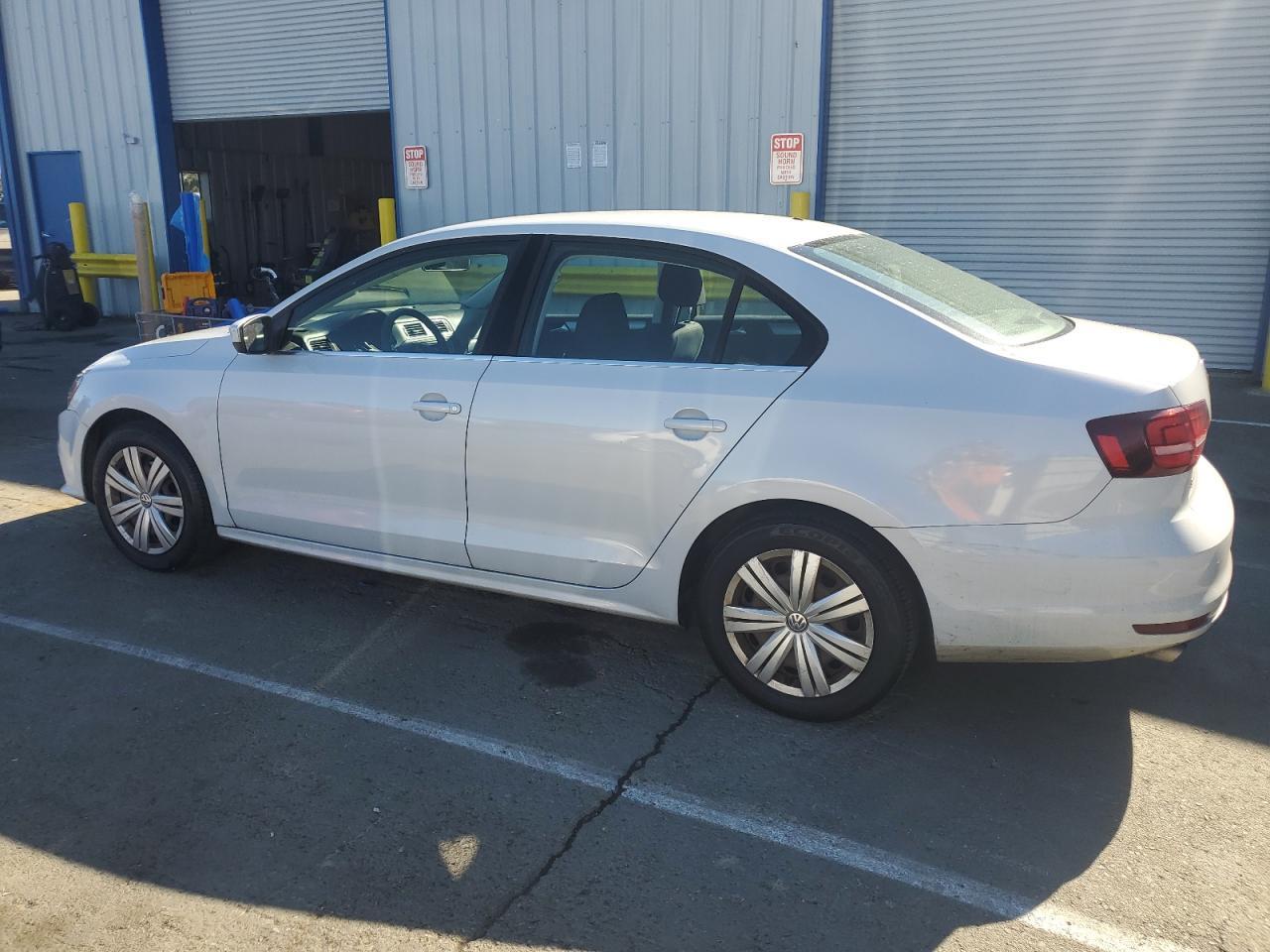 2017 VOLKSWAGEN JETTA