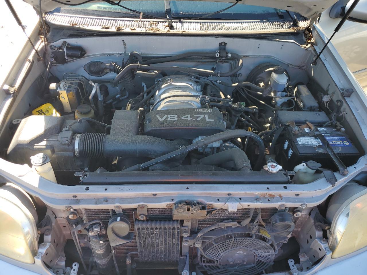 2002 TOYOTA Sequoia