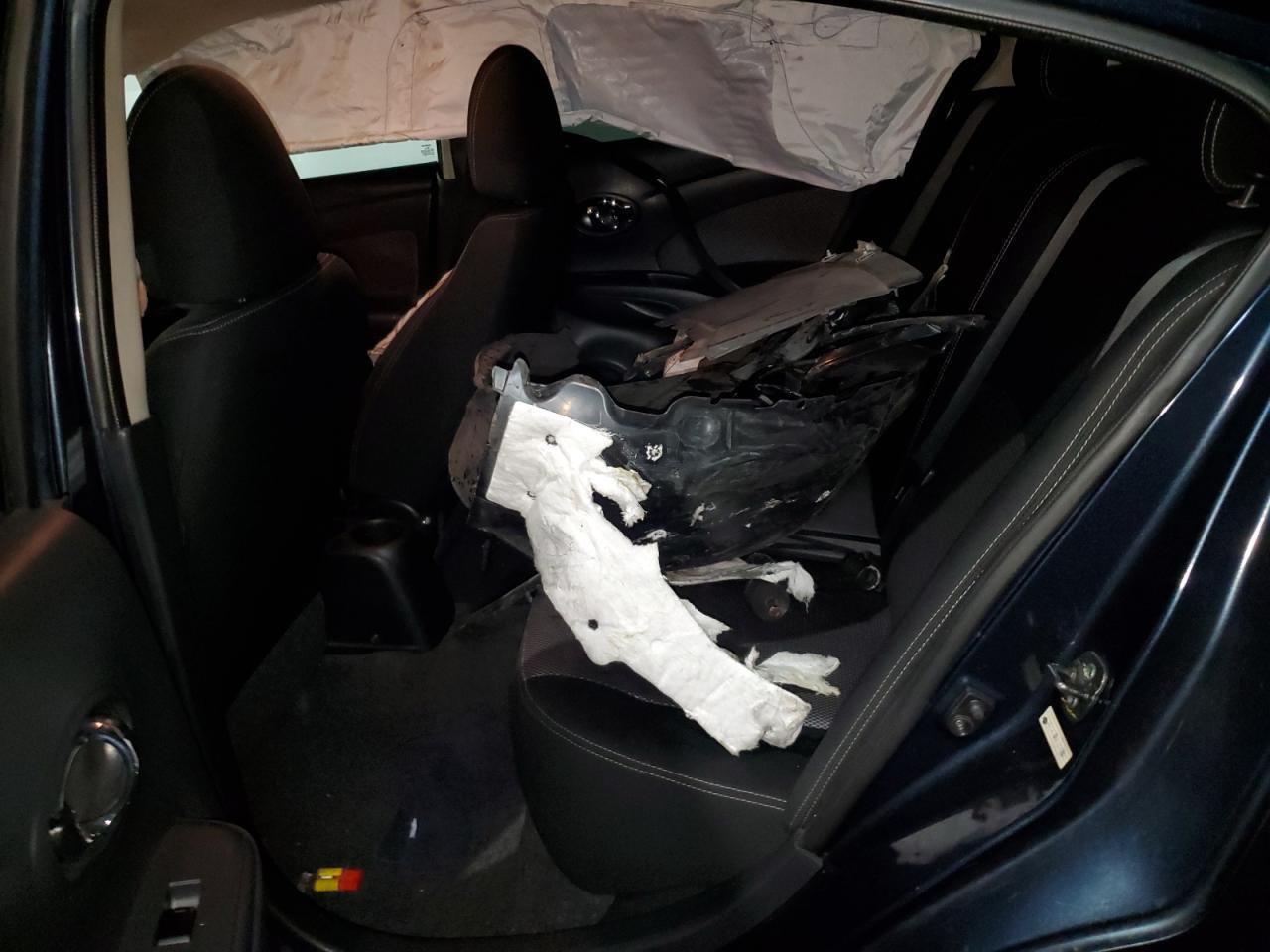 2015 NISSAN VERSA