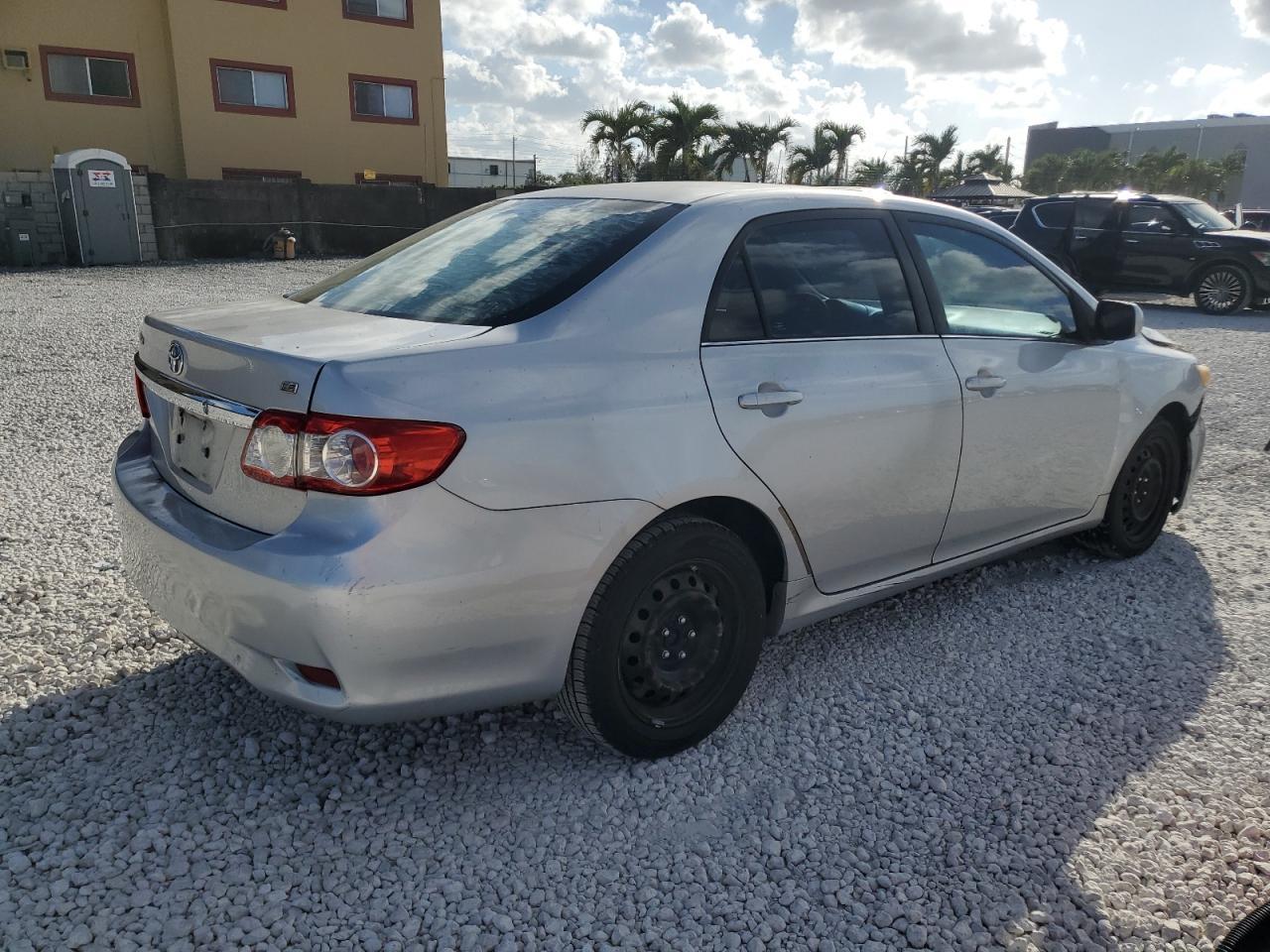 2013 TOYOTA COROLLA