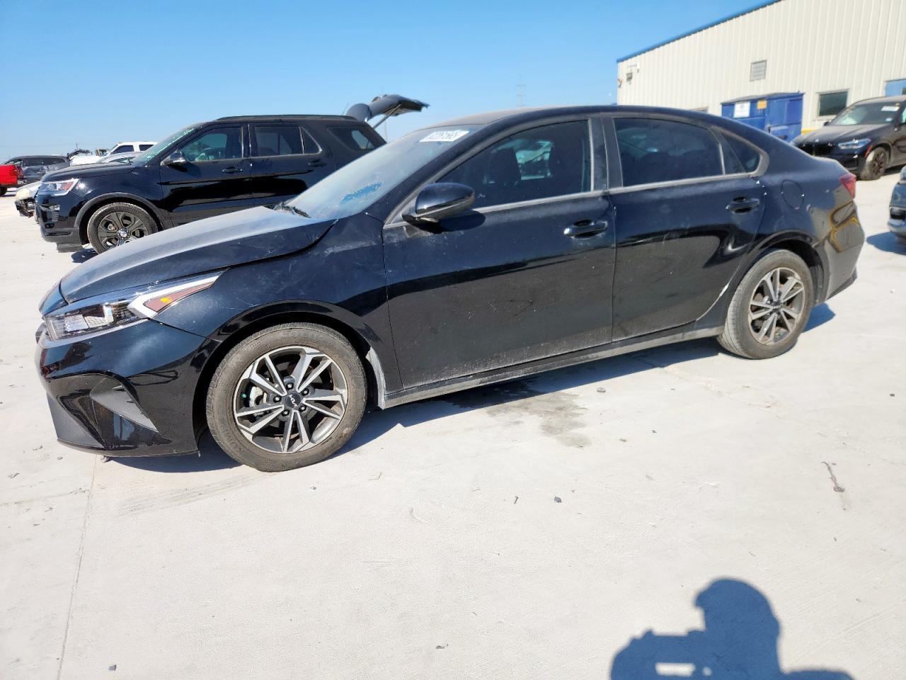 2023 KIA FORTE