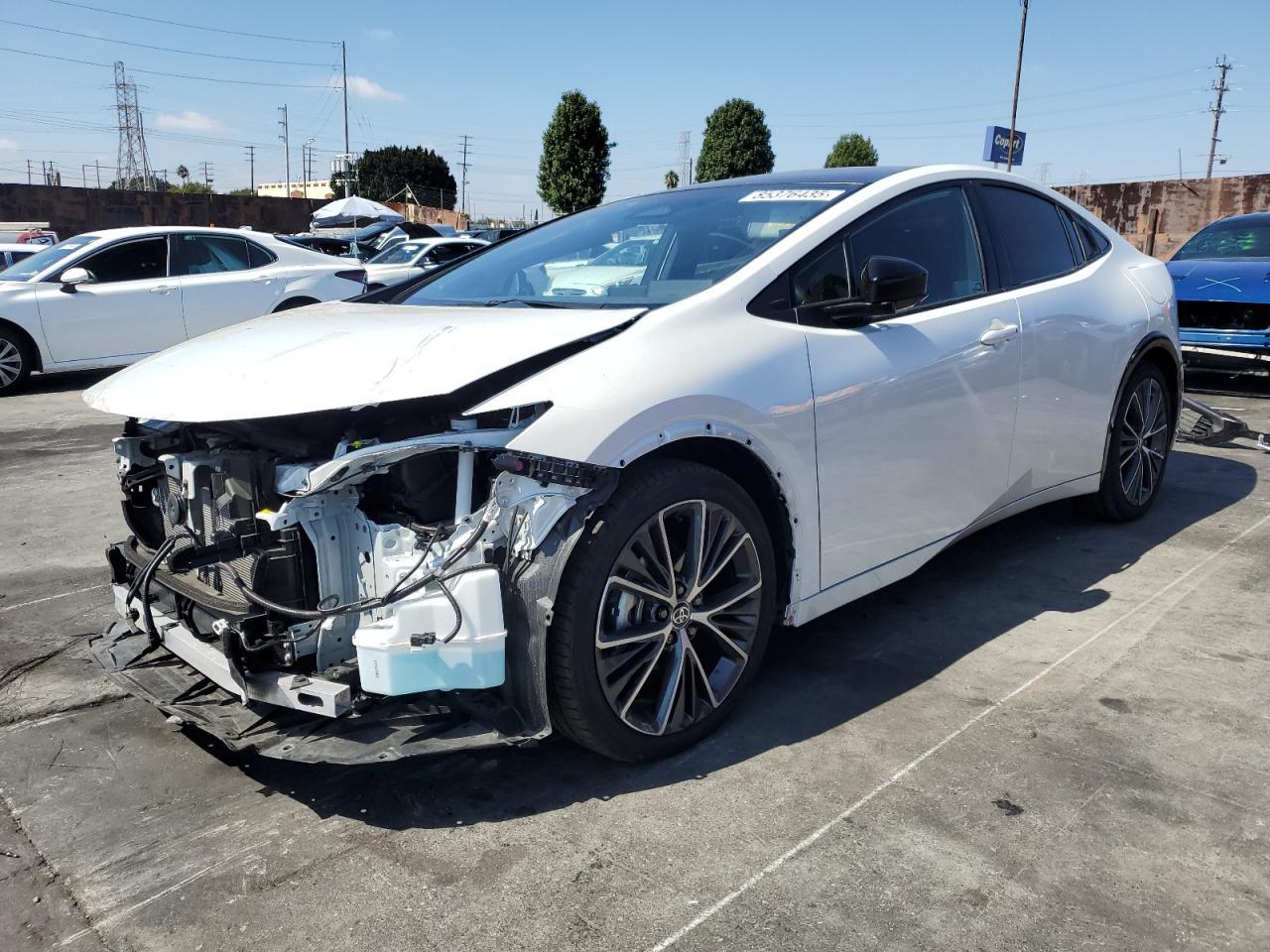 2024 TOYOTA PRIUS