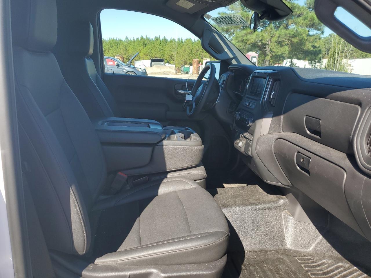 2023 CHEVROLET Silverado