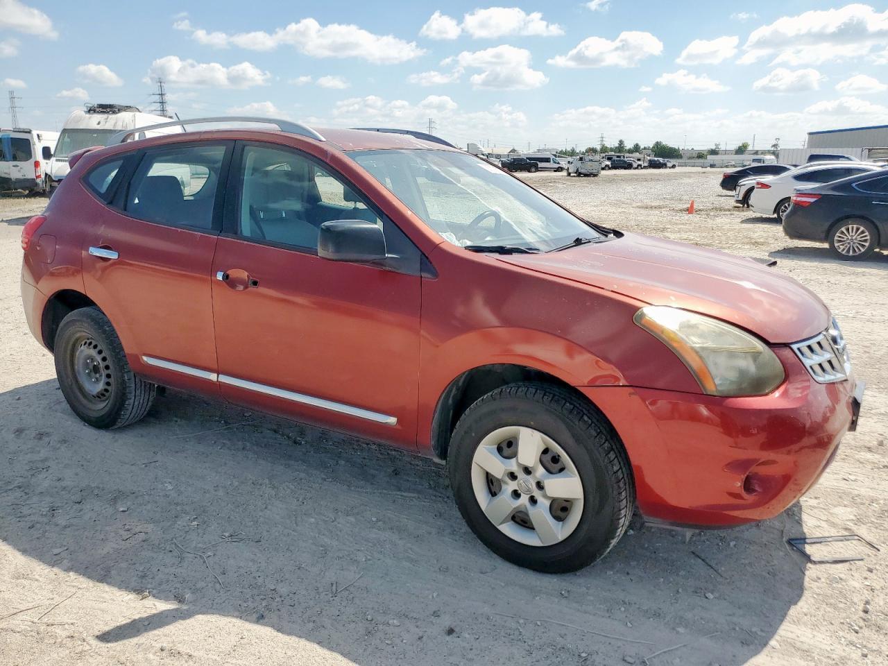 2014 NISSAN ROGUE