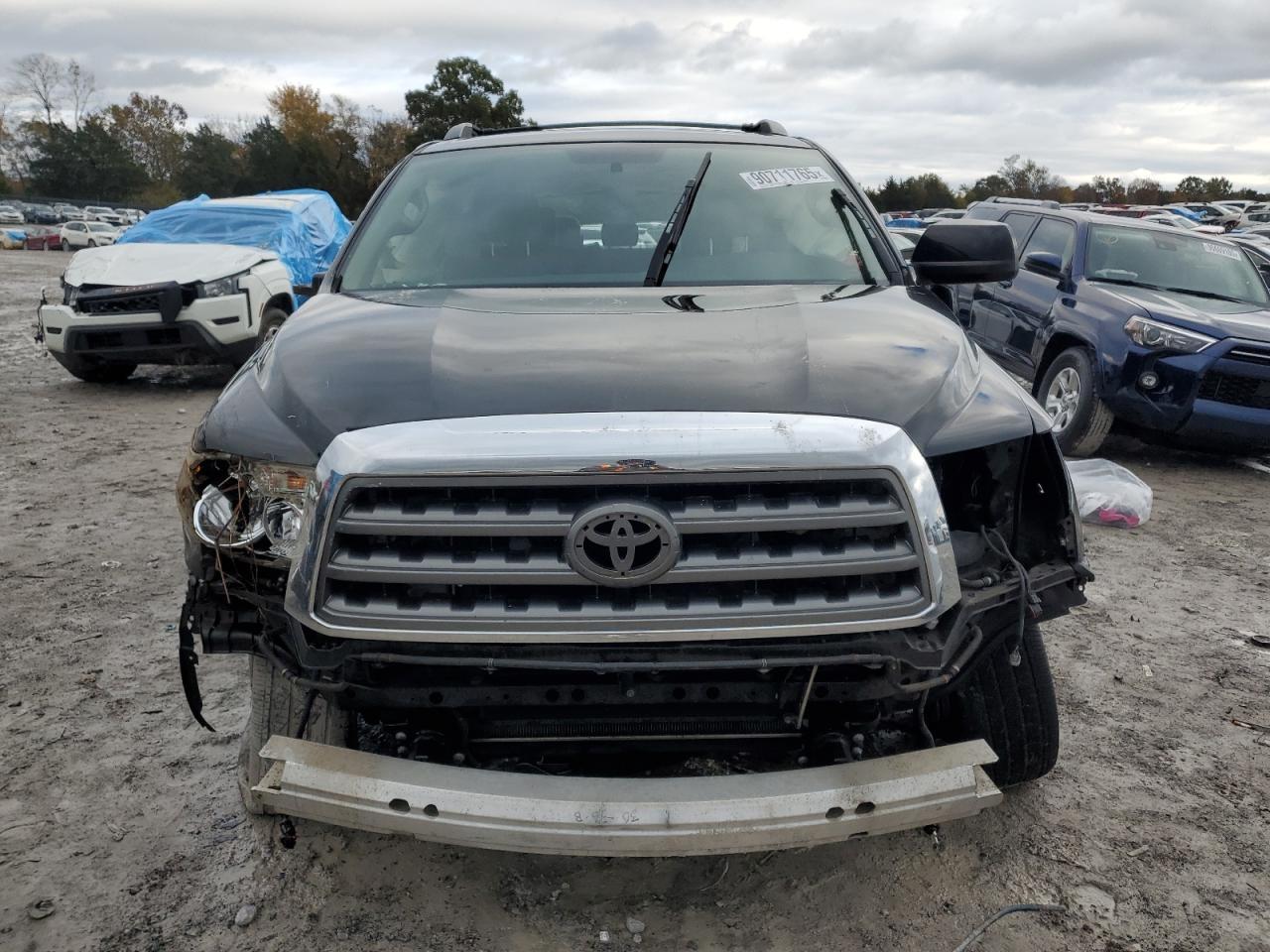 2016 TOYOTA Sequoia