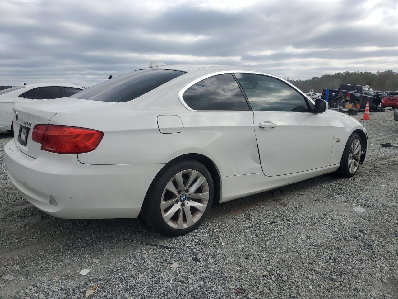 2013 BMW 3 SERIES