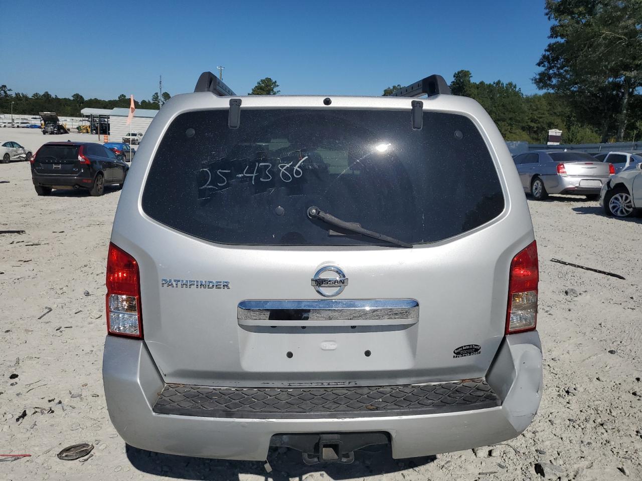 2012 NISSAN PATHFINDER