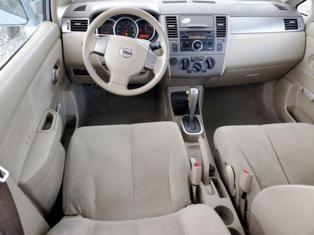 2010 NISSAN VERSA