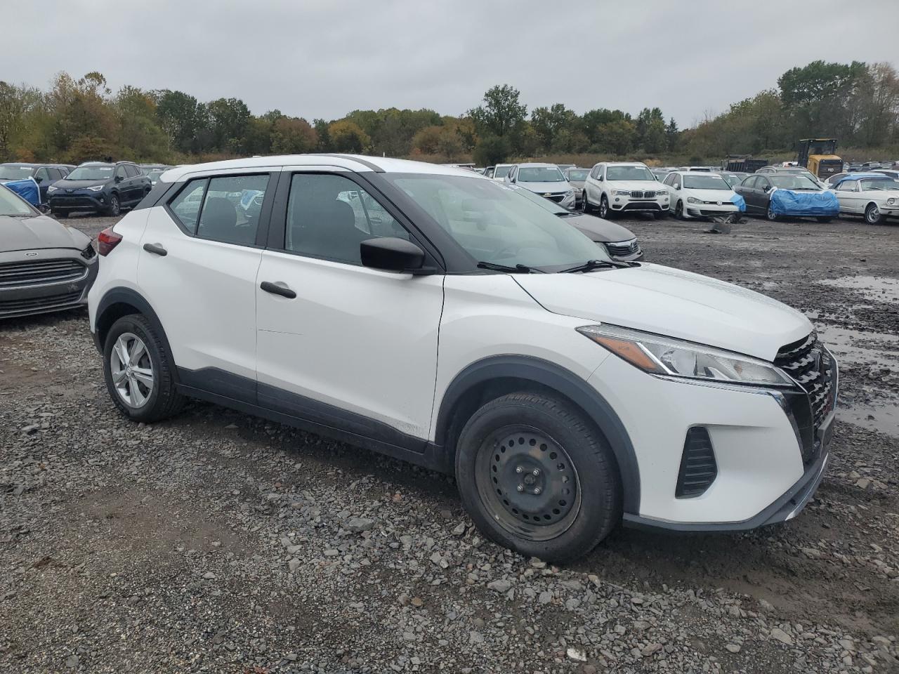 2021 NISSAN KICKS
