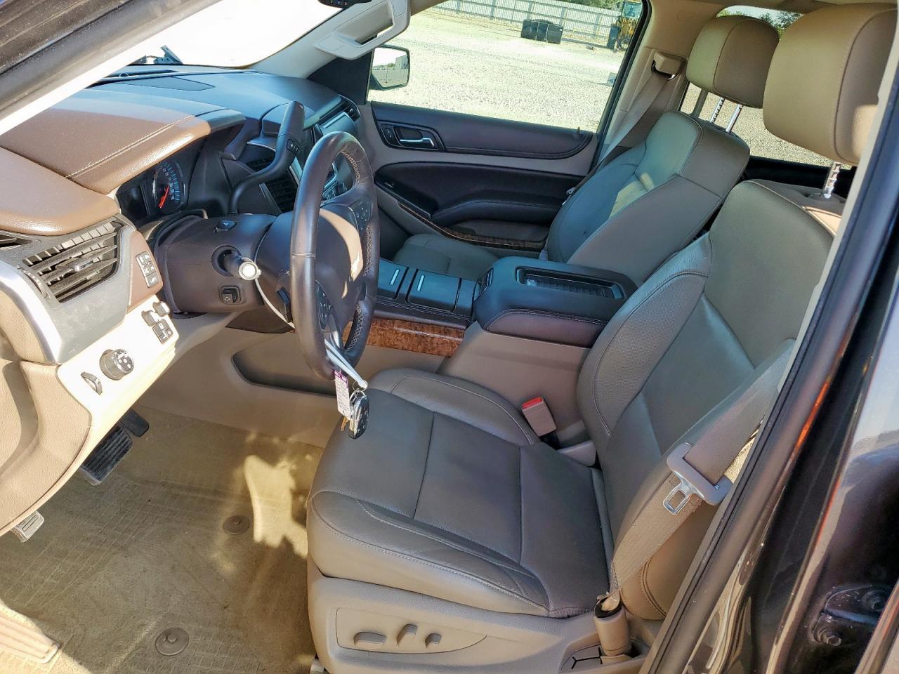 2016 CHEVROLET Tahoe