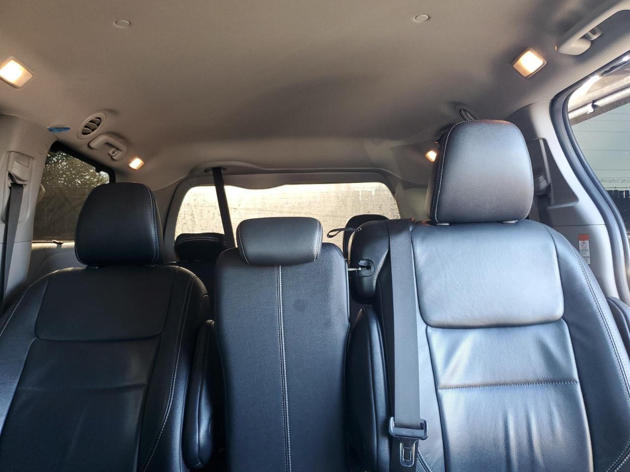 2015 TOYOTA SIENNA