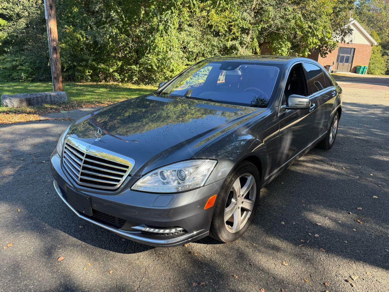 2011 MERCEDES-BENZ S-Class