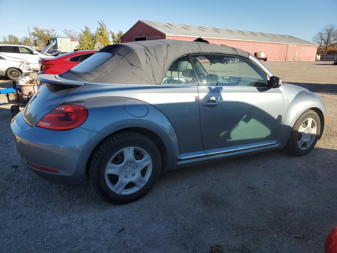 2016 VOLKSWAGEN Beetle