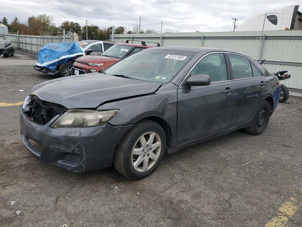 2011 TOYOTA CAMRY