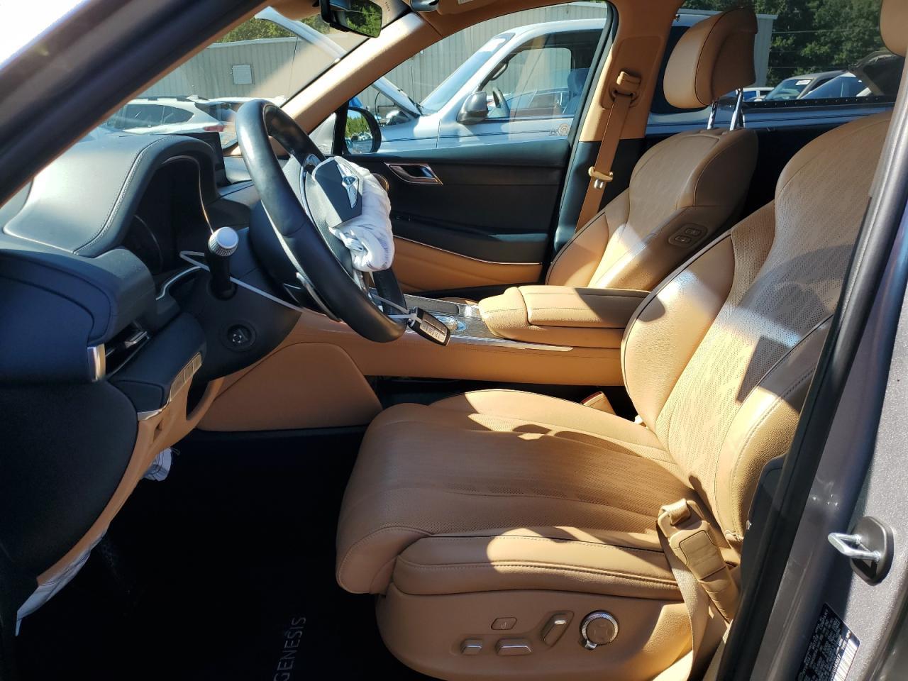 2023 GENESIS GV80