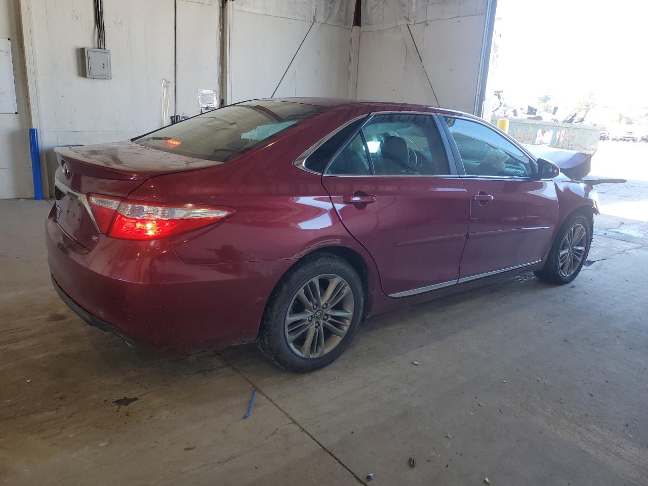2017 TOYOTA CAMRY
