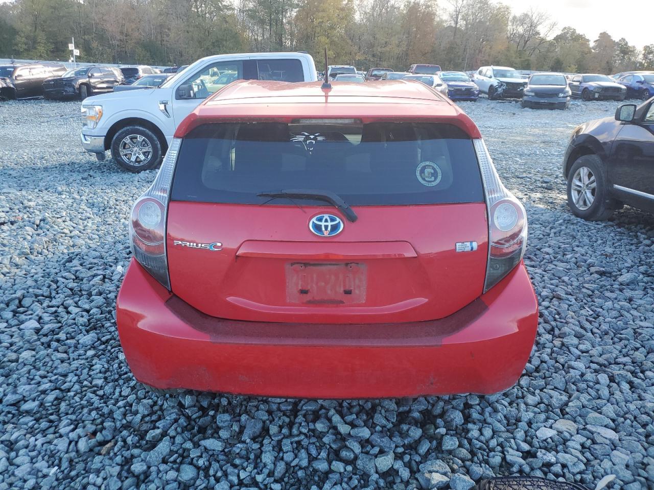 2012 TOYOTA Prius c