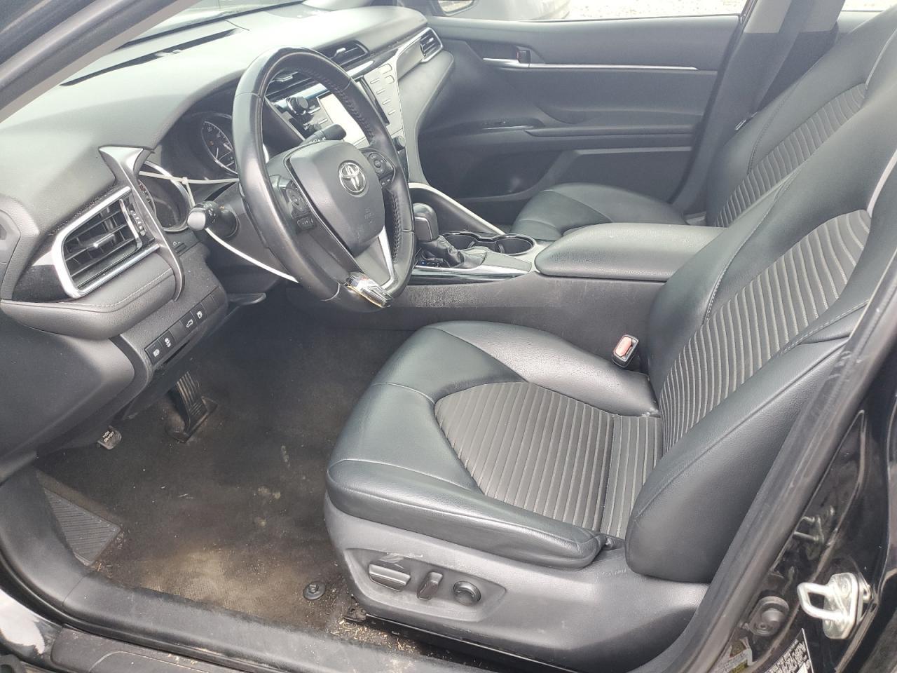 2018 TOYOTA CAMRY